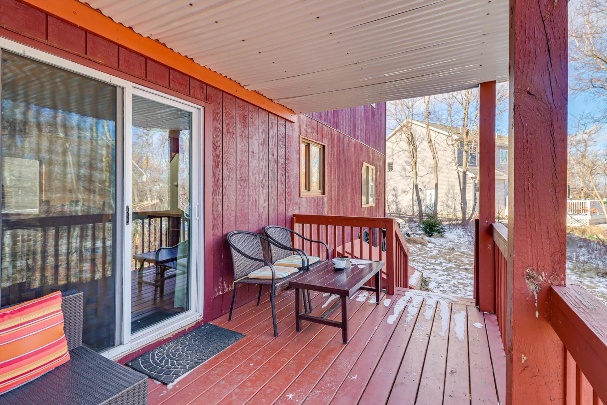 Poconos Home With Private Spa And Fire Pit Long Pond Esterno foto
